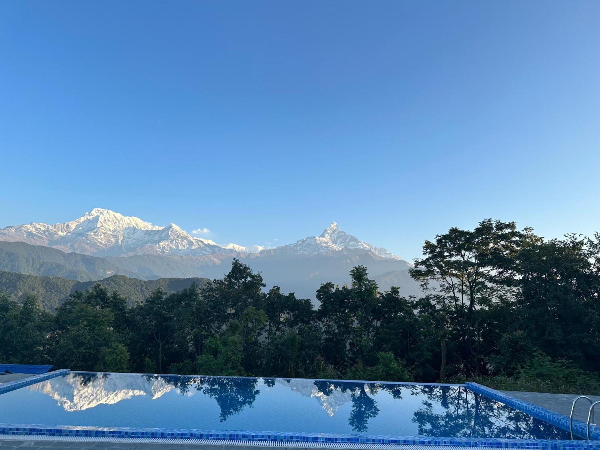Himalayan Deurali Resort Pokhara Extérieur photo