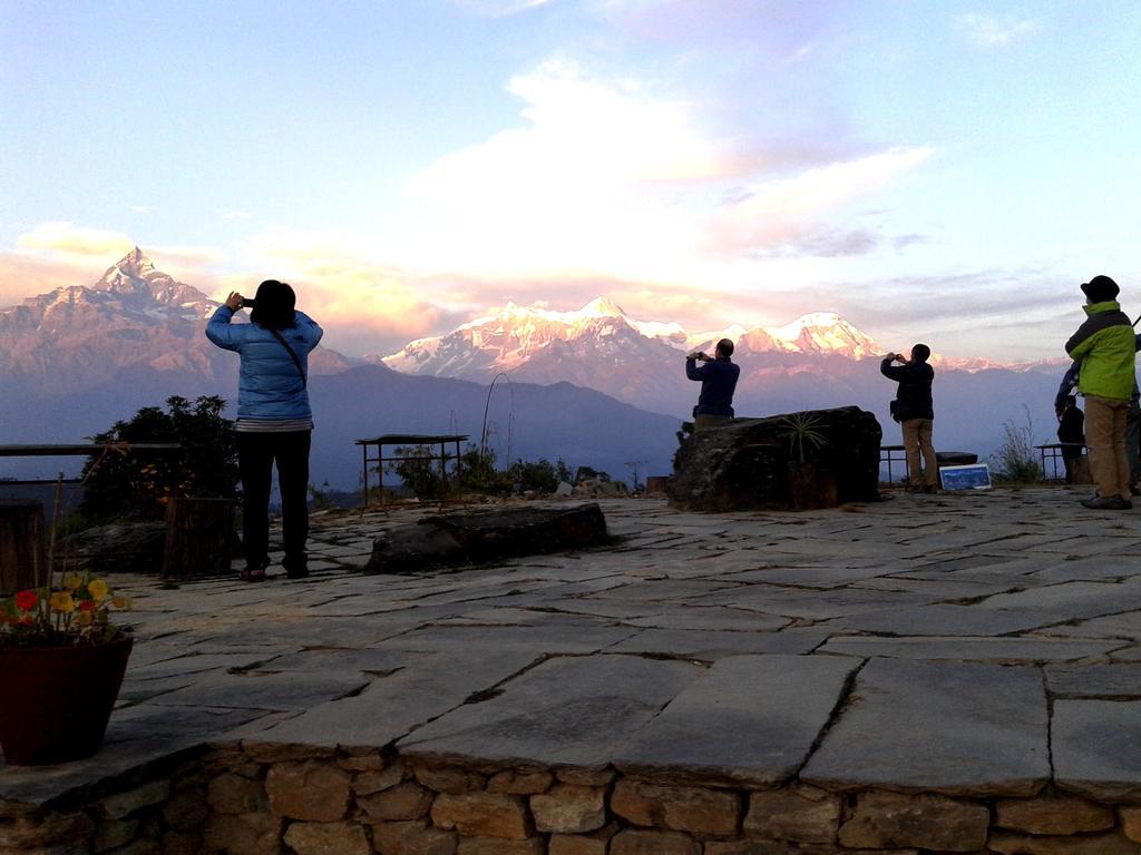 Himalayan Deurali Resort Pokhara Extérieur photo
