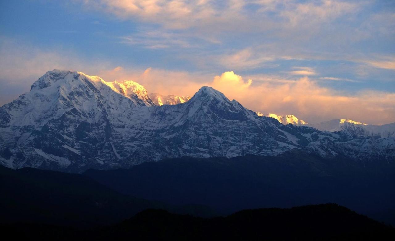 Himalayan Deurali Resort Pokhara Extérieur photo
